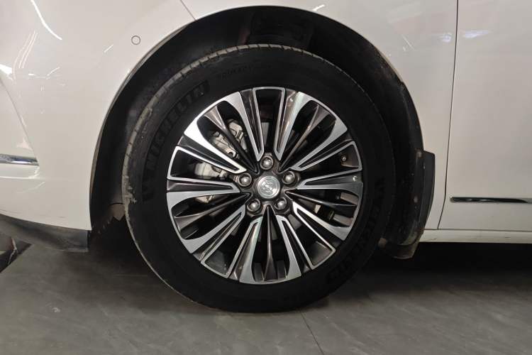 Used Buick GL8 2020 ES Land Cruiser 653T Smart Flagship Model
