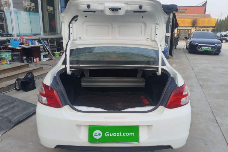 Used Peugeot 301 2016 1.6L Manual Comfort Edition
