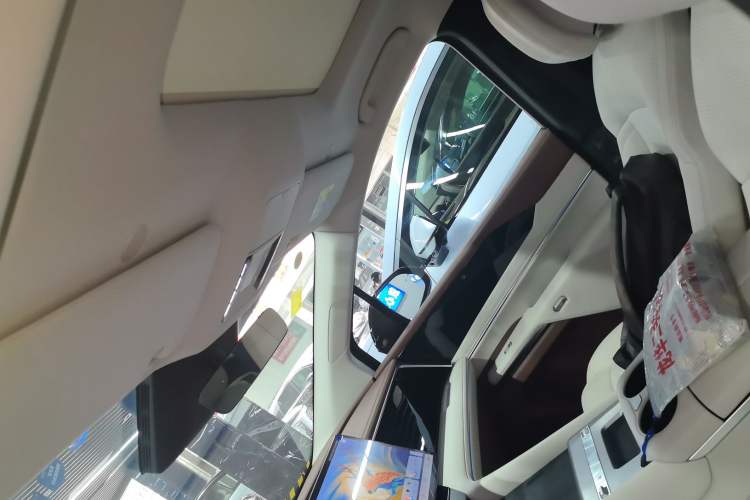 Used BYD Xia 2025 DM-i 1.5T 180km Beyond Edition
