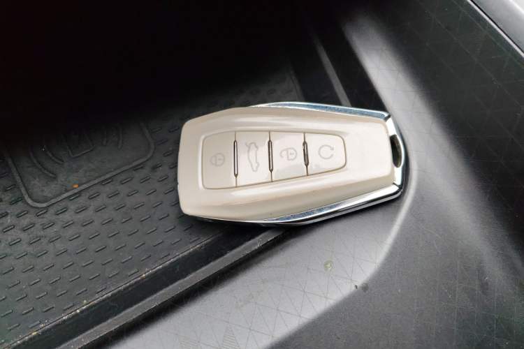 Used Geely Auto Preface 2021 2.0TD Space-Time Edition Starry Celestial Vehicle Key