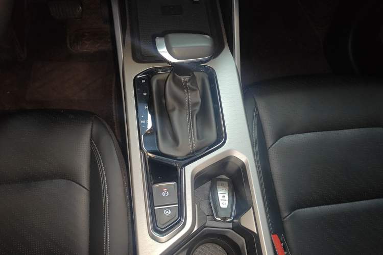 Used Geely Auto Emgrand 2022 4th Generation 1.5L CVT Luxury Model