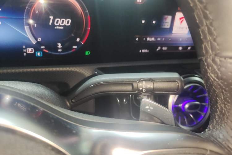 Used Mercedes-Benz A-Class 2020 Restyled A 200 L Sport Sedan Fashion Version Gear Lever