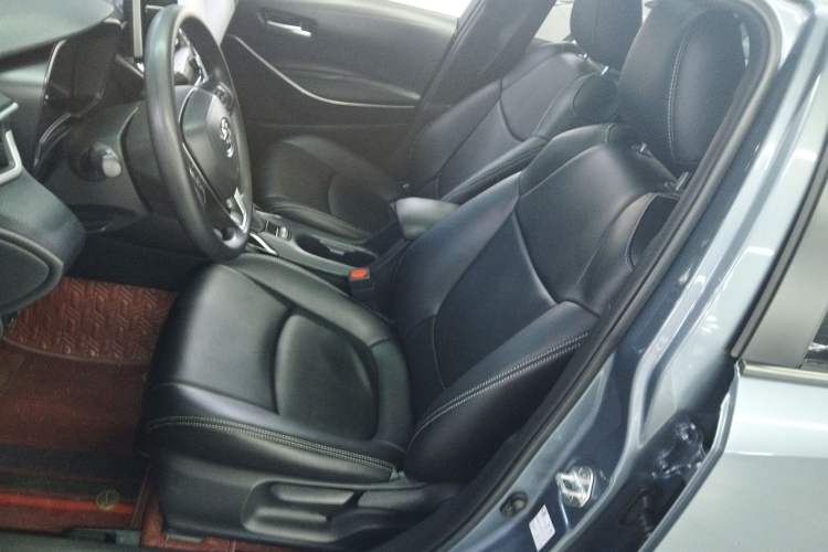 Used Toyota Corolla 2021 Dual-Motor 1.8L E-CVT Elite Edition
