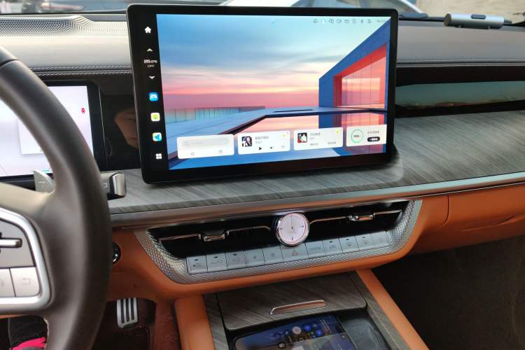 Used Tank 500 2022 3.0T Business Edition "Creation Realm" Design 5-Seater Audio And AC Panel