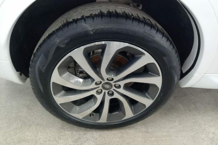 Used Land Rover Discovery Sport 2020 249 PS R-Dynamic Performance Edition
