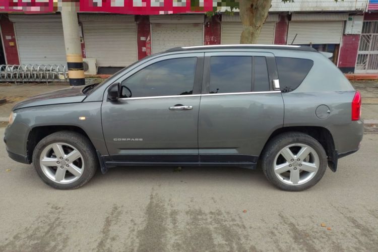 Used Jeep Compass 2012 2.4L Four-Wheel Drive Urban Edition