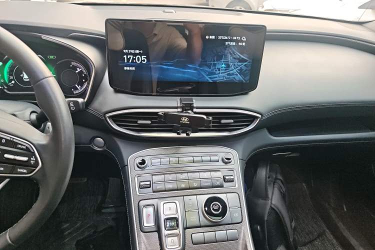 Used Hyundai Santa Fe 2023 Traveler 380T GDi Automatic Two-Wheel Drive GLX Elite Edition
