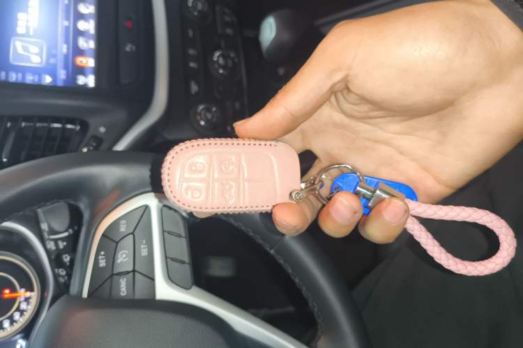 Used Jeep Cherokee 2020 2.0L Two-Wheel Drive Classic Sports Edition Interior 1