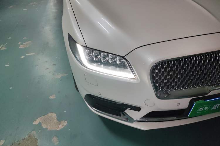 Used Lincoln Continental 2018 2.0T Two-Wheel Drive Luxury Edition
