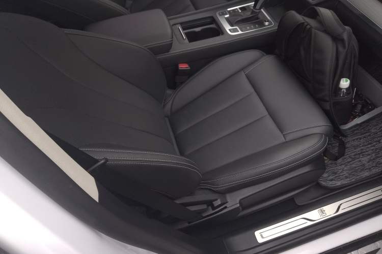 Used BYD Tang 2019 2.0T Automatic SmartConnect Luxury Edition 5 Seats China VI Standard