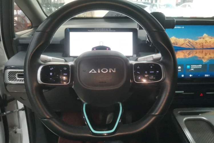 Used AION Y 2022 Plus 70 Tech Edition Steering Wheel