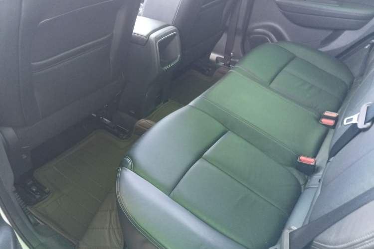 Used Renault Kadjar 2016 2.0L Two-Wheel-Drive Luxury Edition
