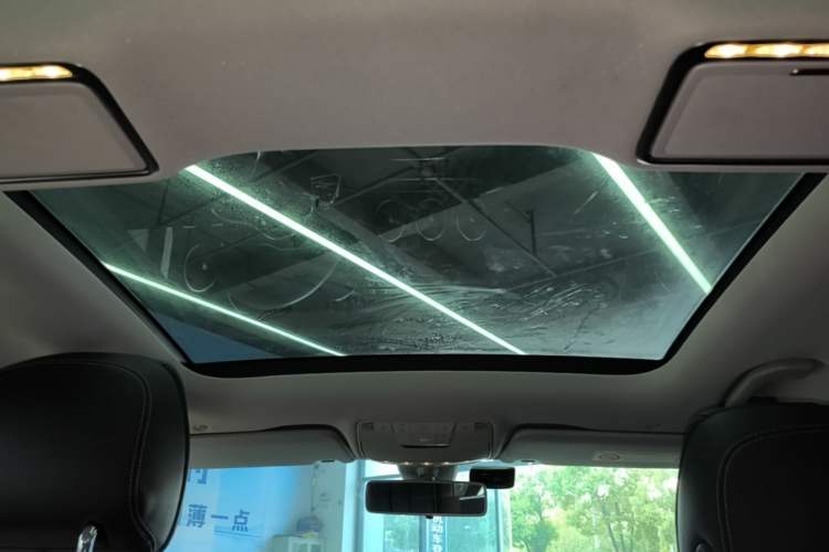 Used Mercedes-Benz C-Class 2019 Restyled C 260 L Sport Edition Headliner