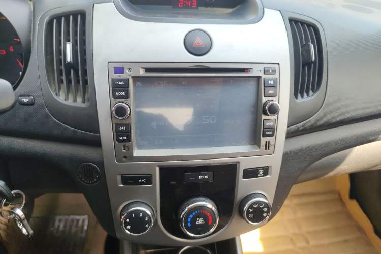 Used Kia Forte 2014 1.6L MT GL
