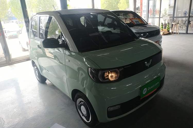 Used Wuling Hongguang MINIEV 2021 Macaron Premium Model – Lithium Iron Phosphate Front Right 45 Deg