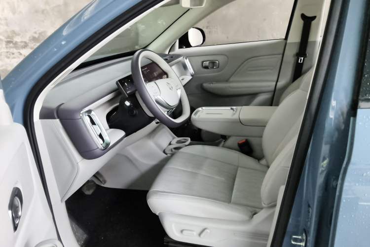 Used Leapmotor B10 2025 510 LiDAR Version Left Front Seat