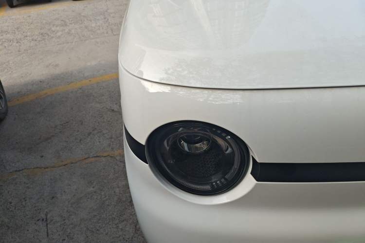 Used Geely Galaxy Panda 2025 210 km – Yuanqi Bear Right Front Headlight