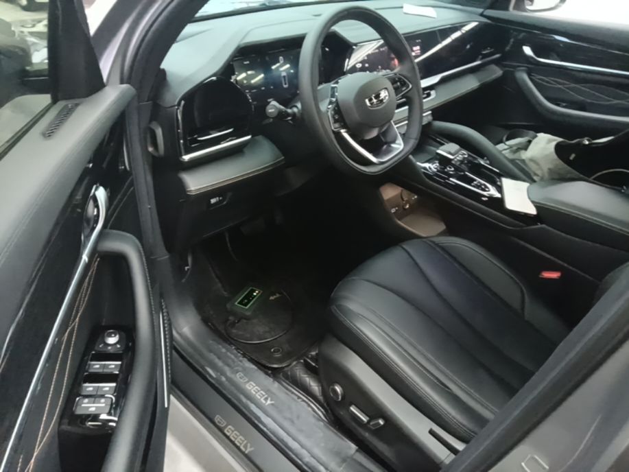 Geely Auto Monjaro L 2024 2.0TD DCT EVO Two-Wheel Drive Long-Range Version — снимка 18