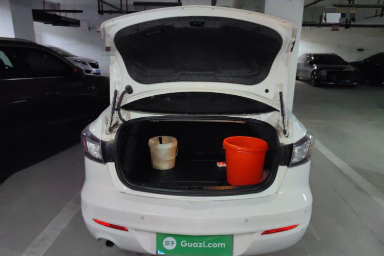 Used Mazda Mazda 3 2015 Sedan 1.6L Automatic Comfort Model