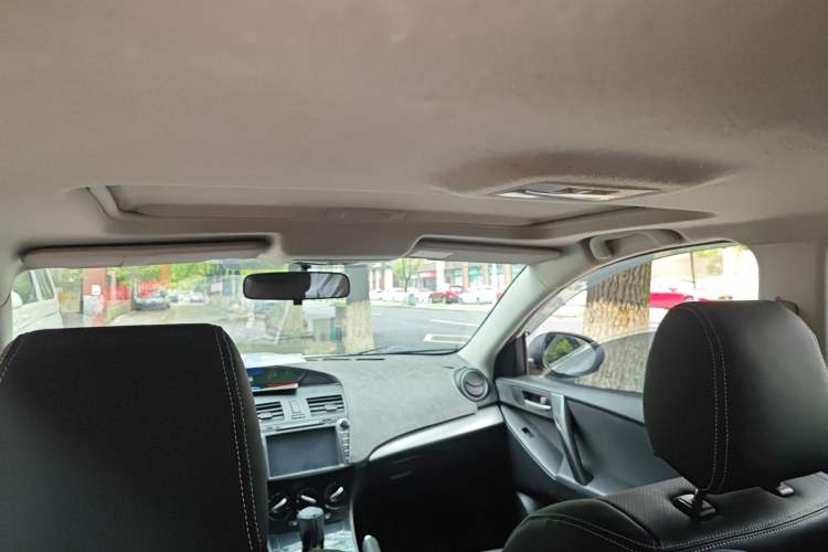 Used Mazda 3 2015 Hatchback 1.6L Automatic Elite Model Headliner