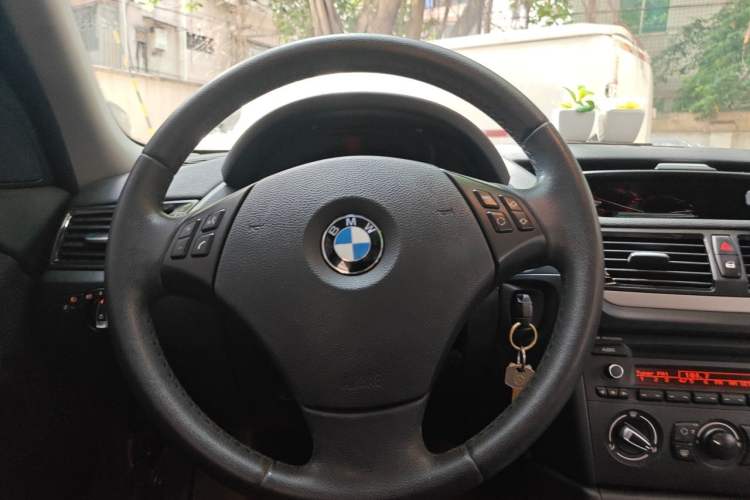 Used BMW X1 2012 sDrive18i Fashion Model