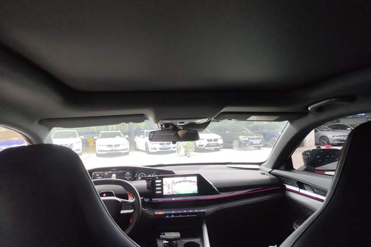 Used CHANGAN UNI-V 2023 1.5T Prestige Model