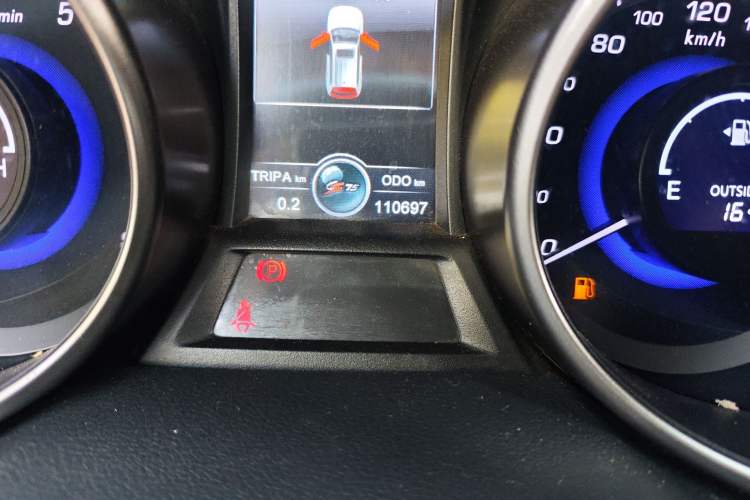 Used Changan CS75 2014 2.0L Manual Leading Version China IV Standard