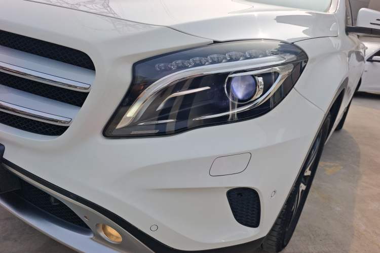 Used Mercedes-Benz GLA 2016 GLA 200 Fashion Model Left Front Headlight