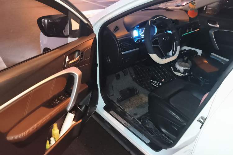 Used Geely Auto Emgrand 2017 Hatchback RS Million Edition 1.5L Manual Upward Version