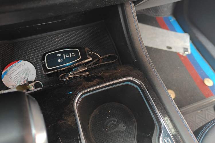 Used BAIC Off-Road BJ40 2018 PLUS 2.3T Automatic Four-Wheel Drive Flagship Version China V Emission Standard Vehicle Key