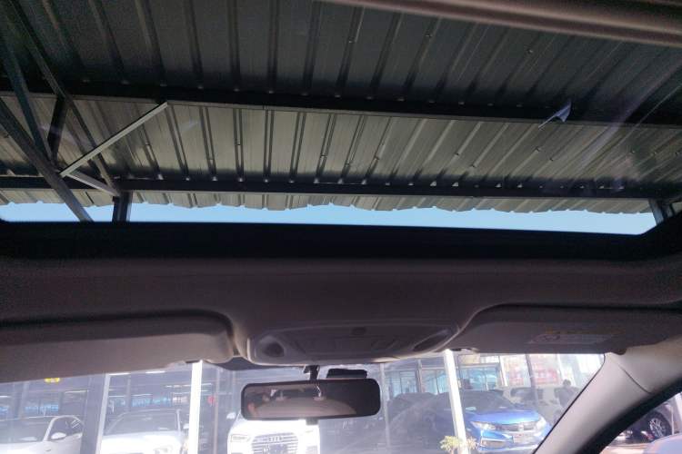 Used Ford Focus 2015 Hatchback 1.6L Automatic Fashion Edition Headliner