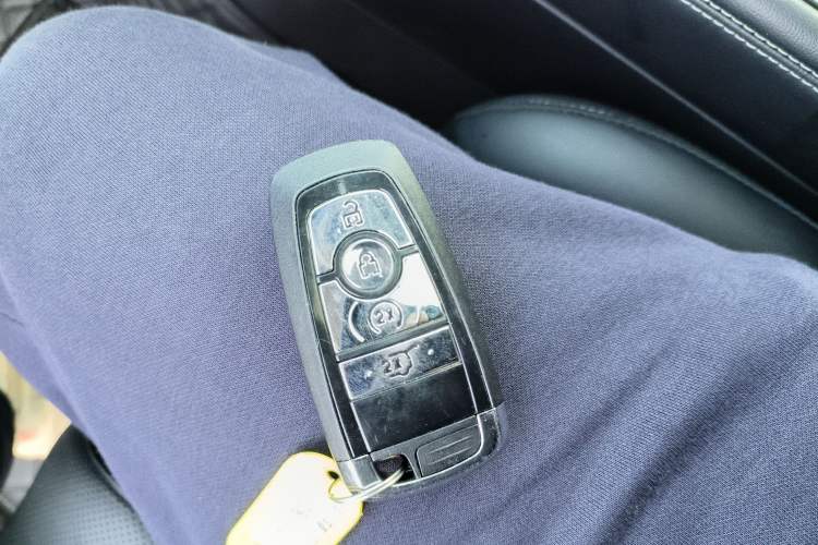 Used Lincoln Corsair 2024 2.0T Four-Wheel Drive Prestige Edition