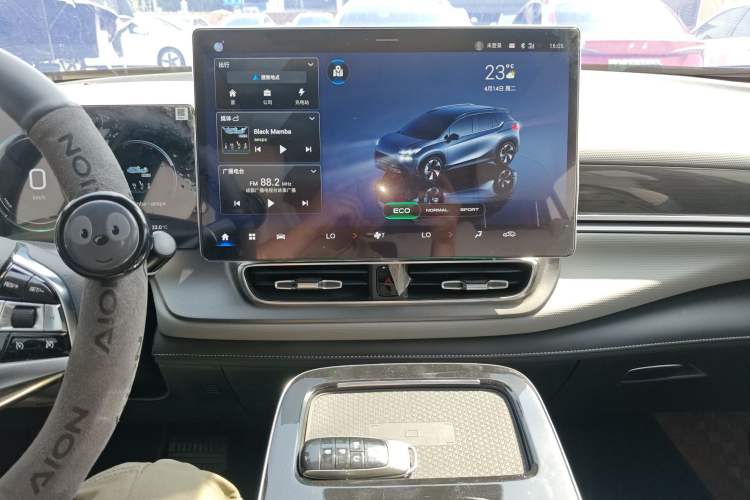 Used AION V 2022 Plus 80 Executive Edition Ternary Lithium Audio And AC Panel