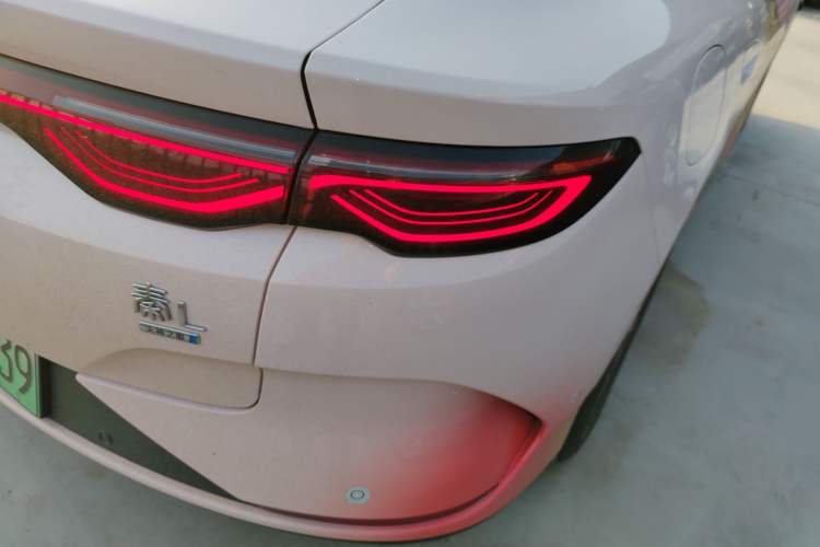 Used BYD Qin L 2025 EV 470KM Leading Edition