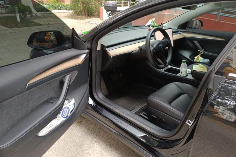 Used Tesla Model 3 2022 Rear-Wheel-Drive Version
