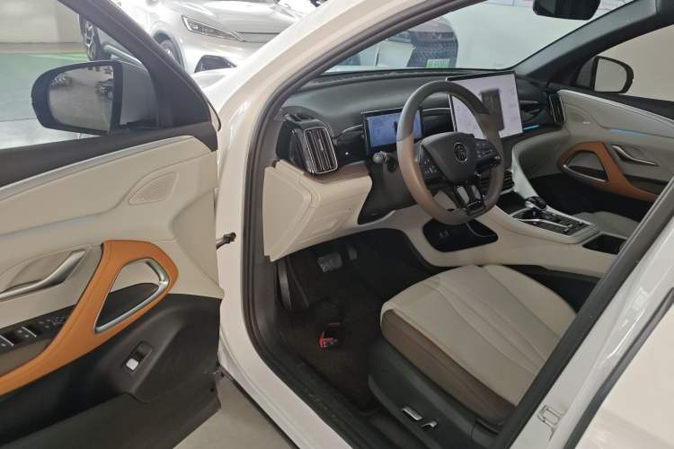 Used BYD Song Pro New Energy 2022 DM-i 110km Flagship Pro Model Driver Seat