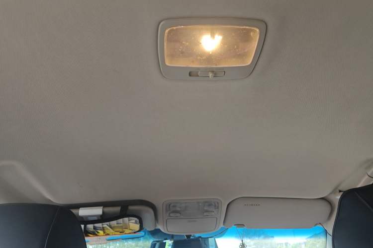 Used Kia Sportage 2013 2.0L Manual Two-Wheel Drive GL Trim Headliner