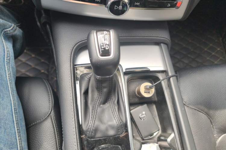 Used Volvo XC90 2018 T6 Zhiyi Edition 7-Seater
