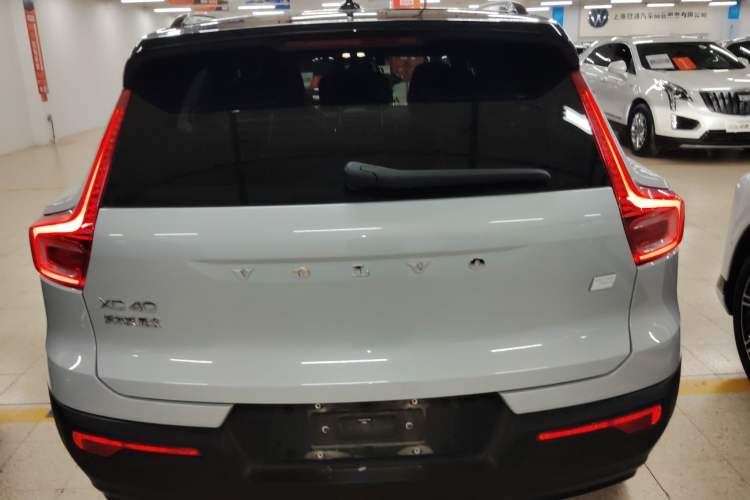 Used Volvo XC40 New Energy 2022 Four-Wheel Drive High-Performance Version Rear