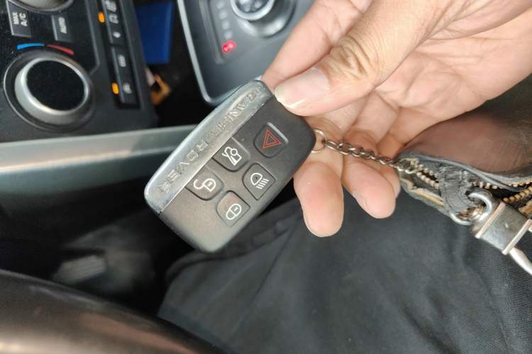 Used Land Rover Discovery Sport 2016 2.0T SE
