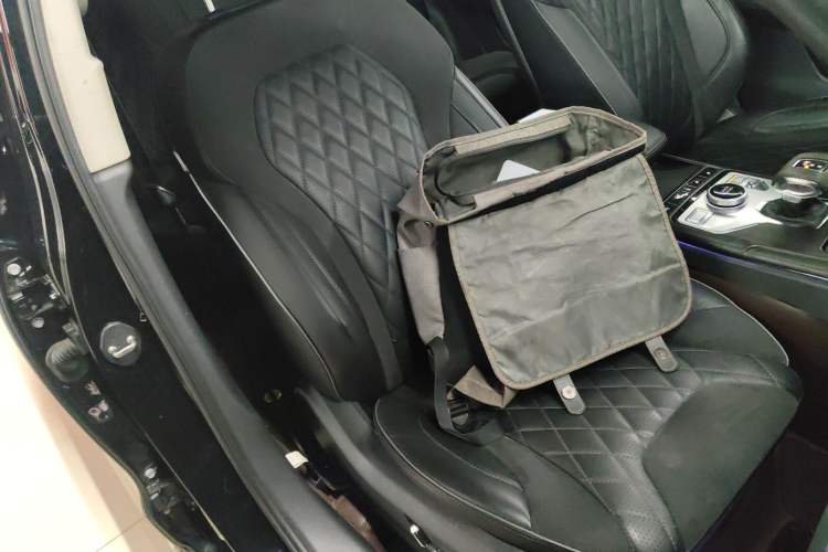 Used Hongqi HS5 2019 2.0T Smart Connect Flagship All-Wheel-Drive Version