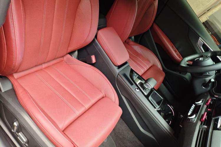 Used Audi A4L 2024 40 TFSI Luxury Dynamic Edition Right Front Seat