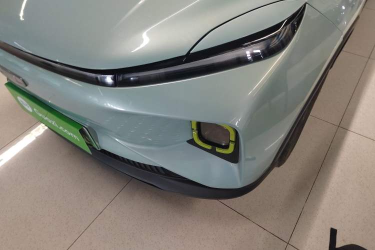 Used Geometry E Firefly 2022 401 km Linglong Tiger 5 Seats