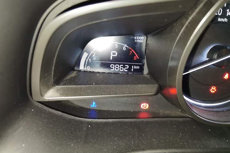 Used Mazda Mazda 3 Axela 2017 Sedan 1.5L Automatic Luxury Model China VI Standard
