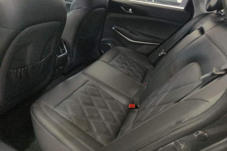 Used Changan Ruicheng CC 2022 Blue Whale Edition 1.5T DCT Prestige Model