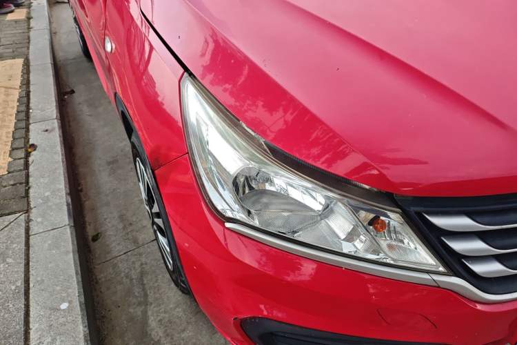 Used Baojun 310 2016 1.2L manual Comfort trim level
