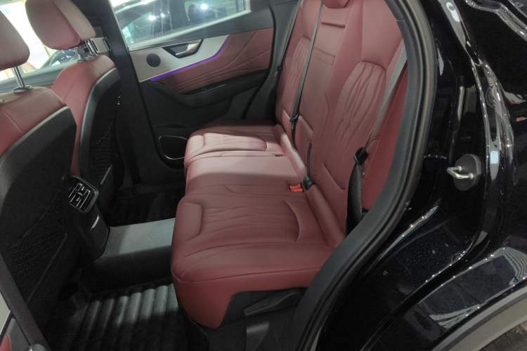 Used Hongqi HS5 2025 2.0T Two-Wheel-Drive Xuan Ying Edition