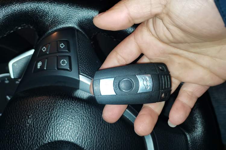 Used BMW X6 2011 xDrive35i
