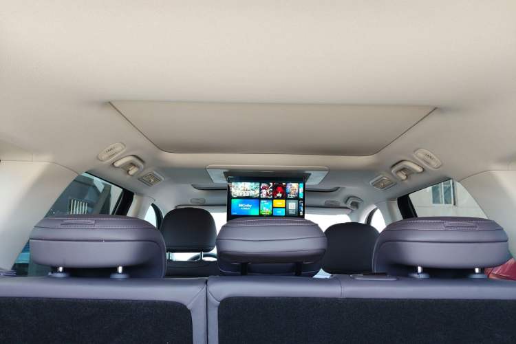 Used Leapmotor C16 2026 Pure Electric 630 LiDAR Zhizun Edition 5 Seats
