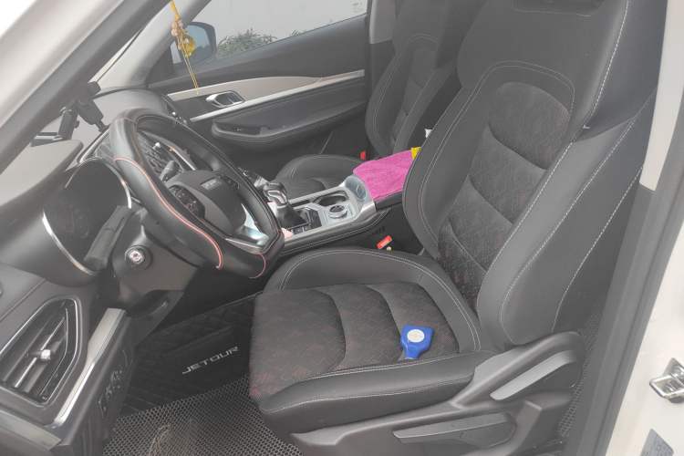 Used JETOUR X70 2020 1.5T Manual Comfort Edition 7-Seater Left Front Seat